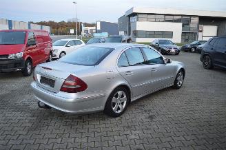Mercedes E-klasse 200 CDI AVANTGARDE SCHUIFDAK AUTOMAAT SHZ picture 5
