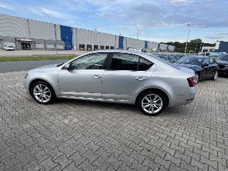 Skoda Octavia 85 KW LIMOUSINE FACELIFT AMBITION KLIMA picture 9