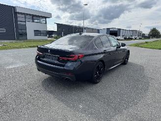 BMW 5-serie 530e M Sport Paket LED Navi Leder Klima picture 5