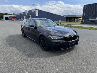 BMW 5-serie 530e M Sport Paket LED Navi Leder Klima picture 3