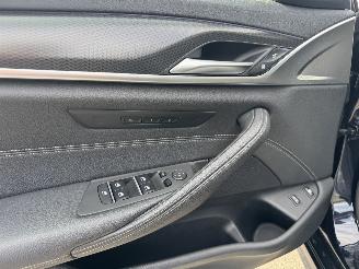 BMW 5-serie 530e M Sport Paket LED Navi Leder Klima picture 15