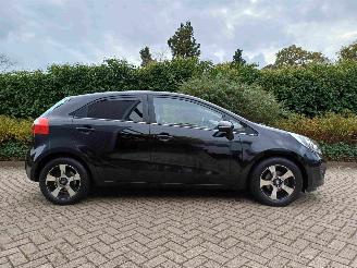 Kia Rio 1.2 CVVT Design Edition 5drs picture 14