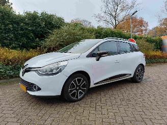 Avarii autoturisme Renault Clio Estate 0.9 TCe Expression * MOTORSCHADE * 2014/2