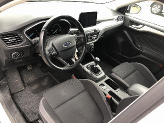 Ford Focus 1.0 ecoboost Combi NAVI picture 6