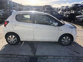 krockskadad bil auto Citroën C1 1.0i 5drs Airco 2015/5