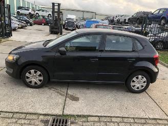 Damaged car Volkswagen Polo 12i 5 drs Airco 2010/8