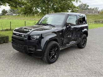 Voiture accidenté Land Rover Defender X-Dynamic / 4WD / 3.0 Diesel / Automaat / Panorama 2023/7