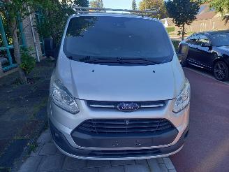 skadebil auto Ford Transit Custom L2 H1 DUBBEL CABINE 2016/4