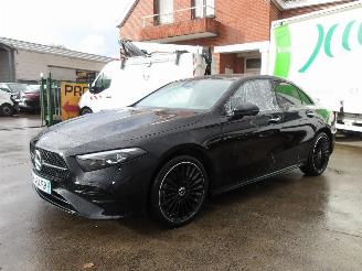 Damaged car Mercedes A-klasse  2023/6
