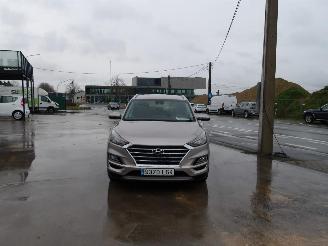 damaged passenger cars Hyundai Tucson 1.6 CRDI SLE 2020/5