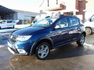 damaged passenger cars Dacia Sandero STEPWAY 2016/12