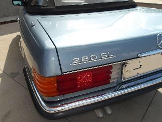 Mercedes 200-280 R 107 picture 20