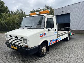 krockskadad bil auto DAF 400 OPRIJWAGEN / CARTRANSPORTER, AUTOTRANSPORTER 61.811 KM N.A.P. 1994/5