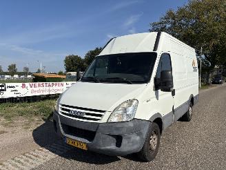 Vrakbiler auto Iveco Daily 35S12 LANG + HOOG AIRCO 2008/9