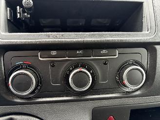 Volkswagen Transporter 2.0 TDI 75KW L2/H1 DUBBELE CABINE MET OA AIRCO picture 10