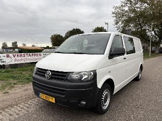 krockskadad bil bedrijf Volkswagen Transporter 2.0 TDI 75KW L2/H1 DUBBELE CABINE MET OA AIRCO 2014/12
