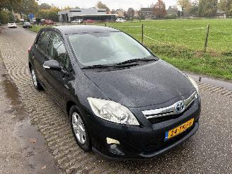 Toyota Auris 1.8 Full Hybrid Business picture 28