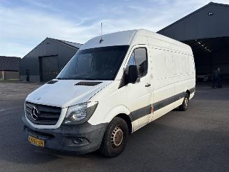 Vaurioauto  commercial vehicles Mercedes Sprinter 313 CDI MAXI XXL EURO 5 AIRCO 2015/6