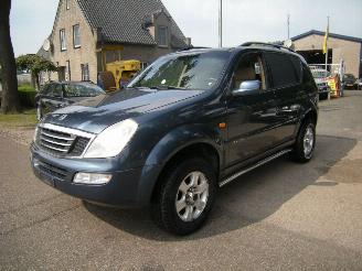 Auto incidentate Ssang yong Rexton RX290 VAN 4X4 AUTOMAAT MET OA AIRCO, GRIJS KENTEKEN 2003/1