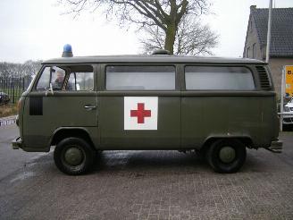 Volkswagen Transporter T2 EX AMBULANCE ZEER UNIEKE EN ORIGINELE  STAAT UNIEKE SCHUURVONDST !!!!!! picture 15