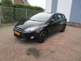 Coche accidentado Ford Focus 1.0 Airco Radio/CD 2012/8