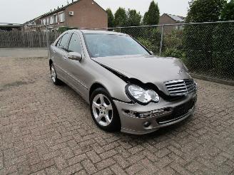 Mercedes C-klasse 200 CDI Navi Clima Automaat picture 3