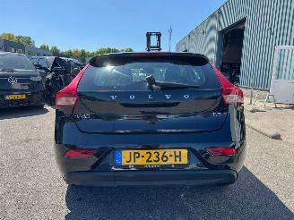 Volvo V-40 1.5 T2 Momentum Automaat picture 4