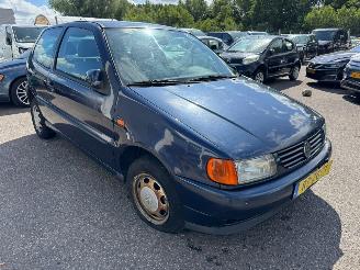 Volkswagen Polo 1.6 Automaat Originele KMstand picture 6