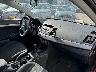 Mitsubishi Lancer Sports Sedan 1.8 Invite BJ 2009 139.843 KM picture 13