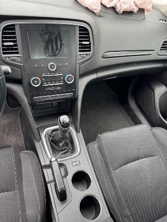 Renault Mégane 1.2 TCe Zen BJ 2016 120.000 KM picture 13