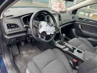 Renault Mégane 1.2 TCe Zen BJ 2016 120.000 KM picture 11