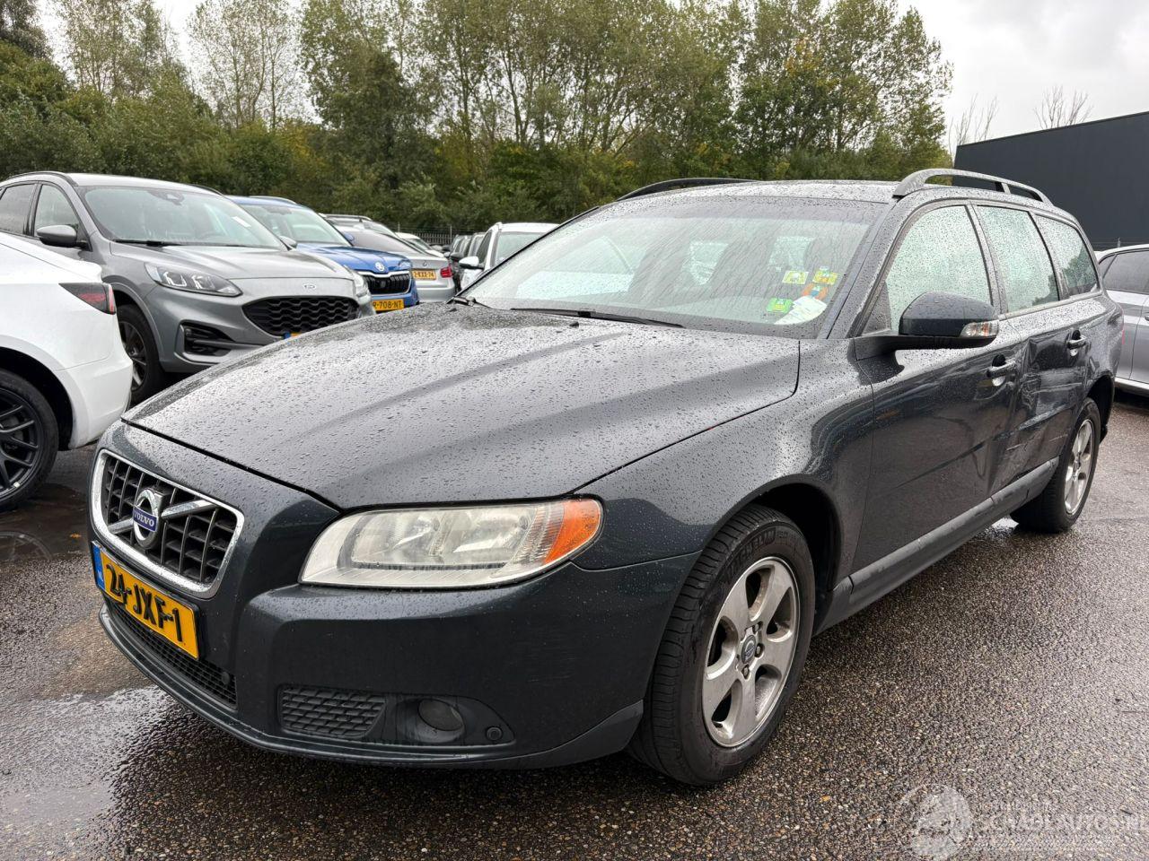 Volvo V-70 2.4D Limited Edition AUTOMAAT