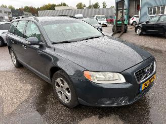 Volvo V-70 2.4D Limited Edition AUTOMAAT picture 7