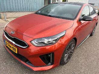 Schadeauto Kia Proceed 1.4 T-GDI GT-PlusLine AUTOMAAT 2019/8