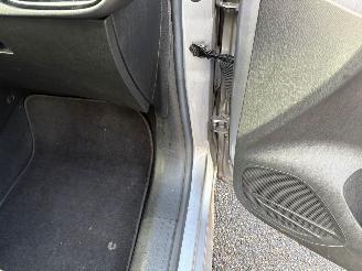 Opel Corsa 1.2 Edition picture 13