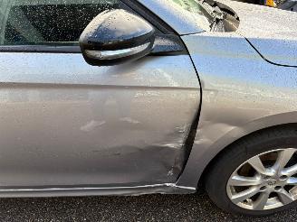 Opel Corsa 1.2 Edition picture 6