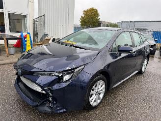 Vaurioauto  passenger cars Toyota Corolla Touring Sports Hybrid 140 Active AUTOMAAT 2023/9