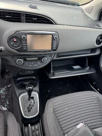 Toyota Yaris Toyota Yaris 1.5 Hybrid Active AUTOMAAT picture 16