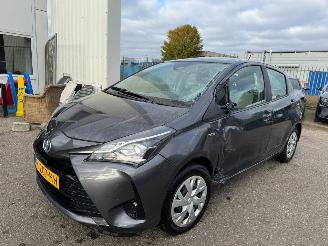 Avarii autoturisme Toyota Yaris Toyota Yaris 1.5 Hybrid Active AUTOMAAT 2020/2