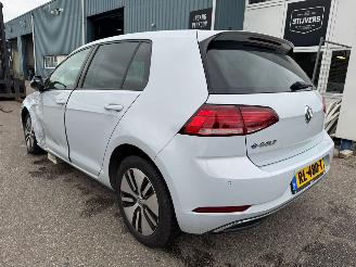 Volkswagen e-Golf e-Golf picture 3