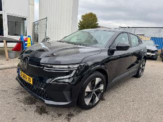 Voiture accidenté Renault Mégane E-Tech EV60 Optimum Charge Evolution 2023/2