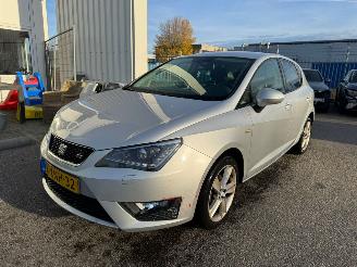 Coche accidentado Seat Ibiza 1.2 TSI FR BJ 2014 204860 KM 2014/9