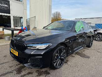 uszkodzony samochody osobowe BMW 5-serie 520e Business Edition Plus AUTOMAAT 2022/2