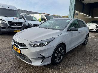 Coche accidentado Kia Ceed 1.0 T-GDi MHEV Design Edition AUTOMAAT 2025/5