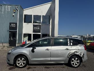 Auto incidentate Peugeot 5008 1.6 VTI Blue Lease 7p 2011/11