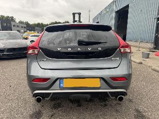 Volvo V-40 2.0 D2 Inscription picture 4