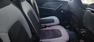 Citroën C4-picasso Diesel hybride picture 14