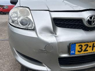 Toyota Auris 1.6 16V TERRA picture 5