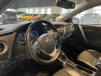 Toyota Auris 1.8 Hybrid Executive Pano VOL! picture 18