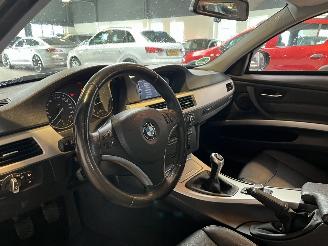 BMW 3-serie 320i Luxury Line NL NAP! picture 20
